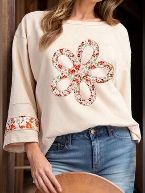 Easel Flower Patch Knit Top
